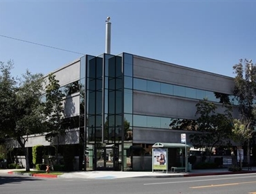 Office Building for lease in Burbank, CA